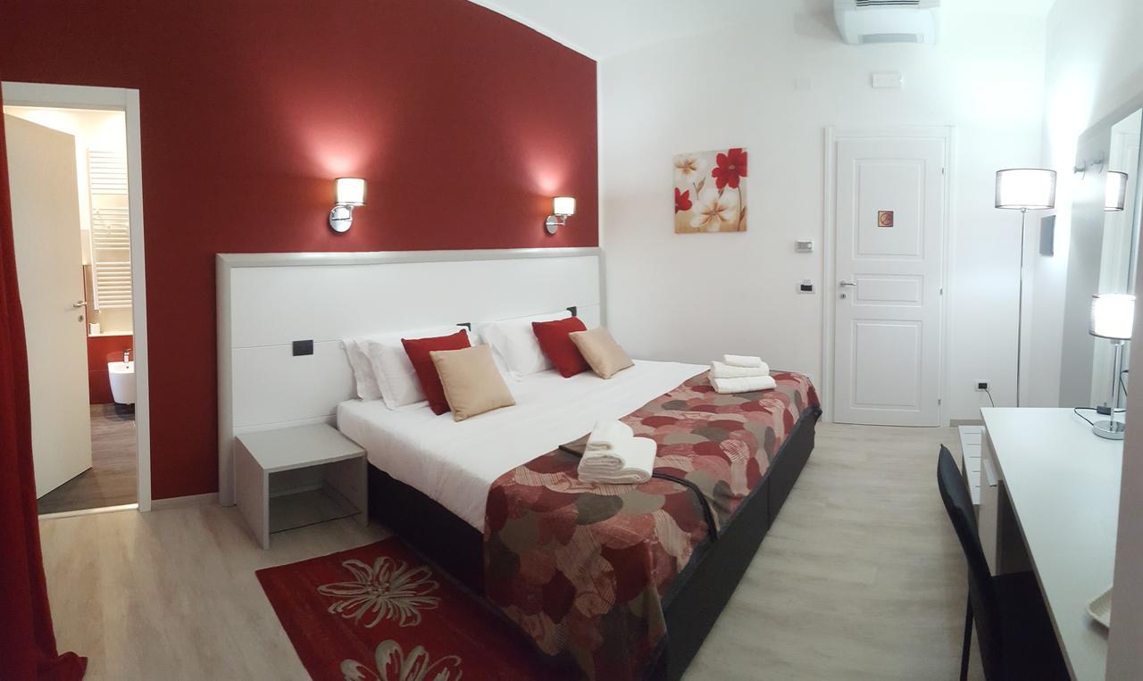 La Casa Di Atena Sassari Bagian luar foto
