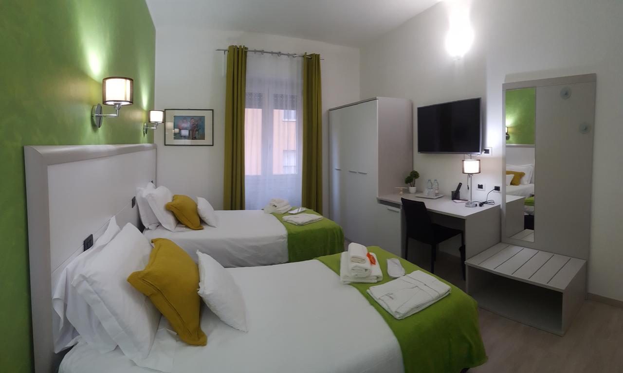 La Casa Di Atena Sassari Bagian luar foto